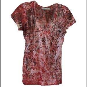 Maurice’s graphics vneck T-shirt size small